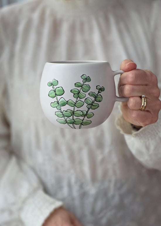 Tasse porcelaine peinte à la main plante eucalyptus