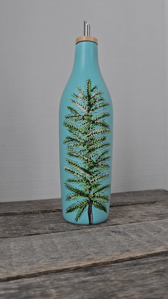 Bottle of oil or vinegar | boreal