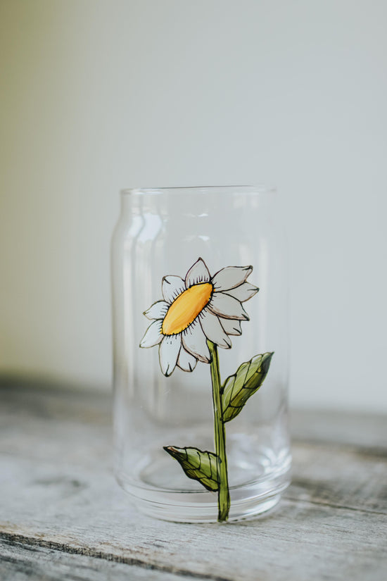 Verre format canette design marguerite