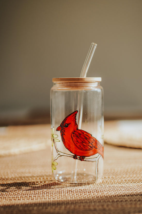 Verre canette design cardinal avec couvercle et paille