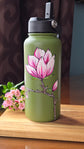 32 oz insulated green water bottle, hand-painted rudbeckia flower design.