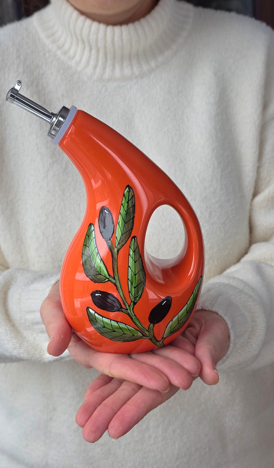 Grande Bouteille en grès orange pour huile ou vinaigre peinte à la main design olives kalamata
