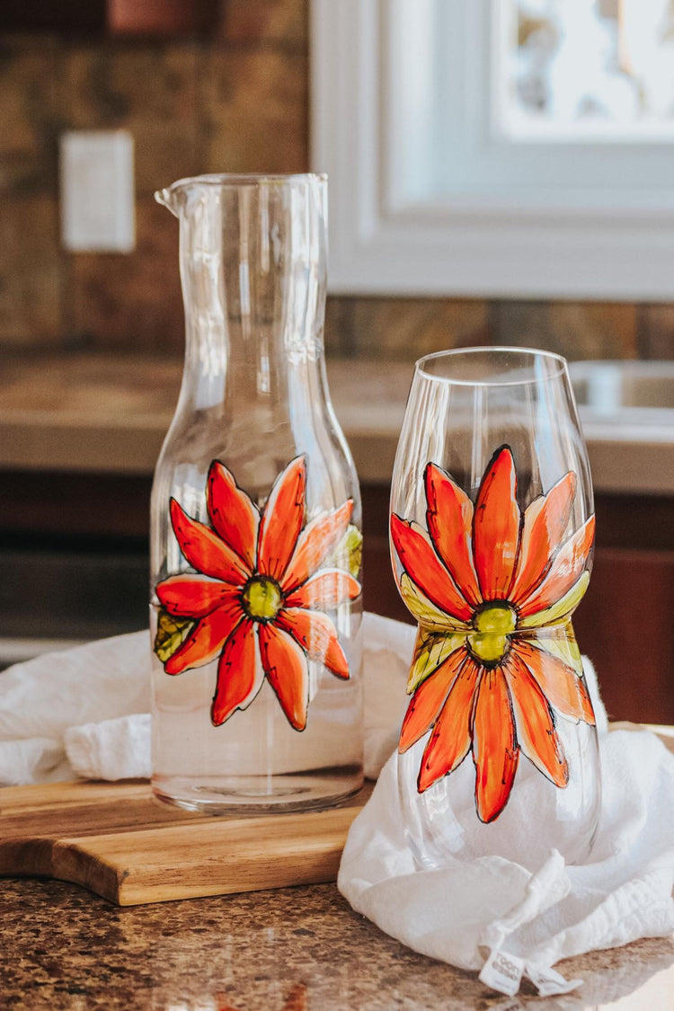 Carafe en verre fleur orange