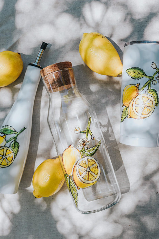 Carafe d'eau en verre design citron