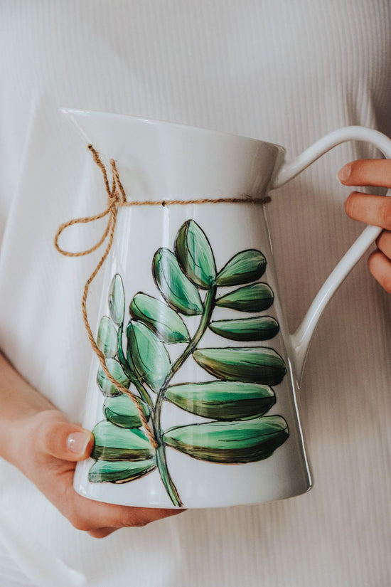 Pichet en porcelaine design plante eucalyptus