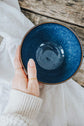 Bol bleu méditéranéen design boréal rustique, idée cadeau peint à la main