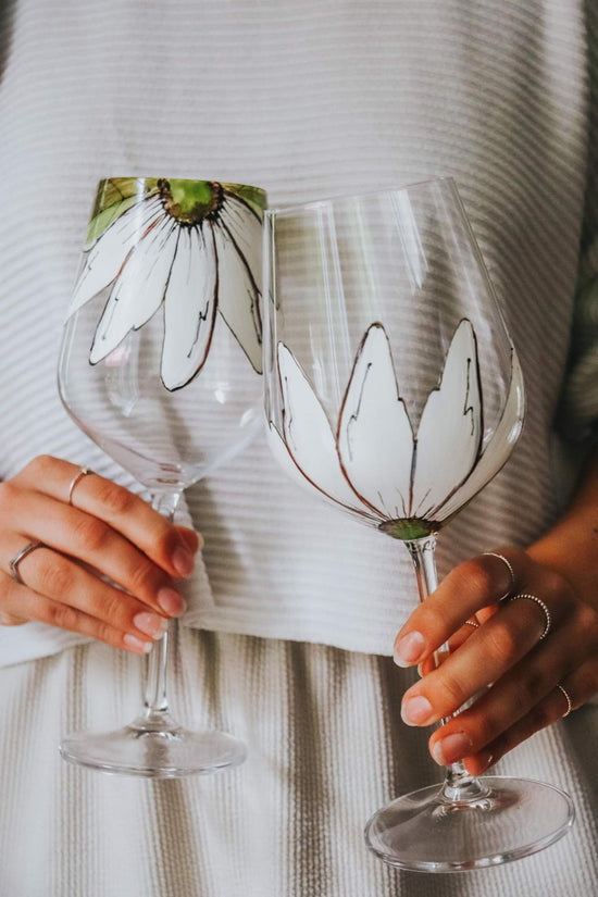 Duo of cactus design wine glasses